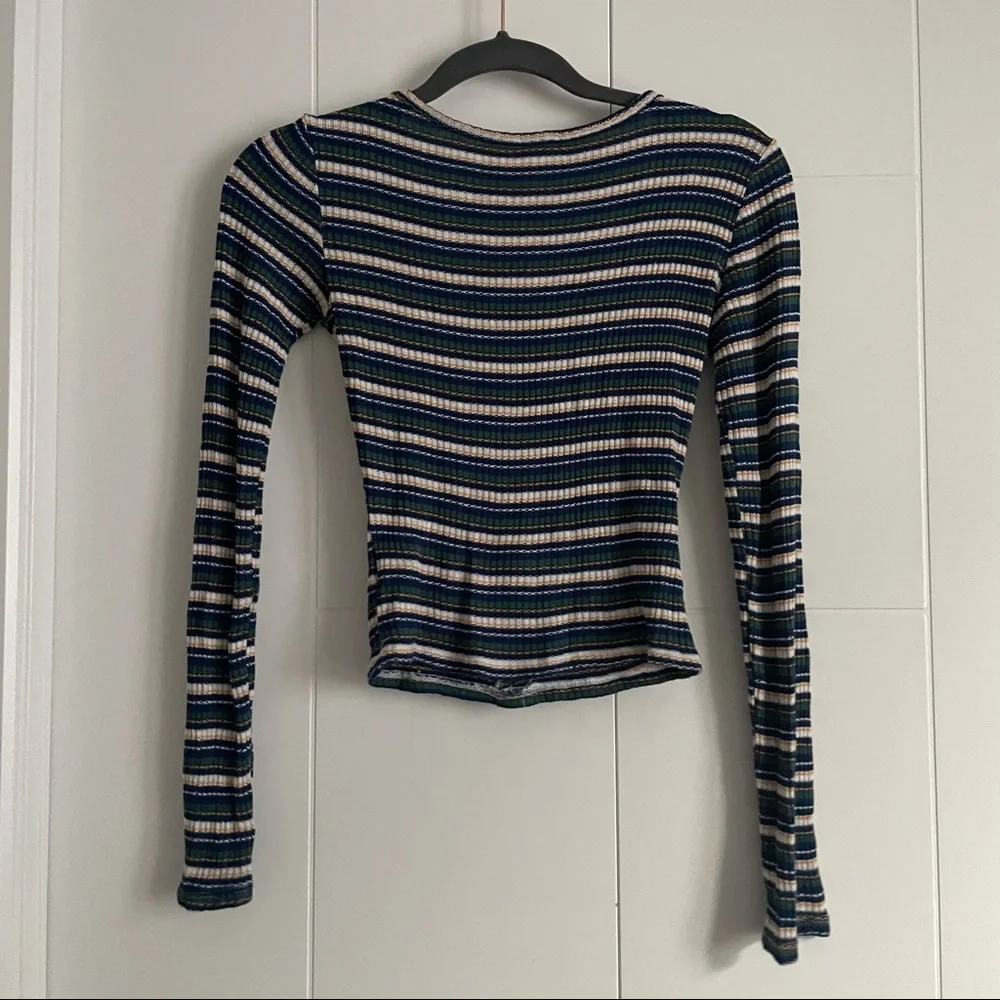 3/$45 Garage Striped Longsleeve - Picture 4 of 4